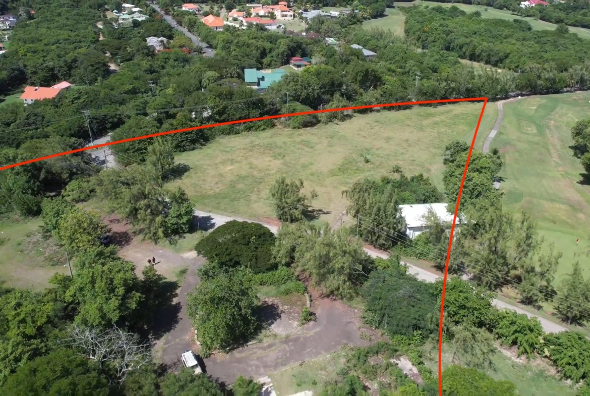 7 acre Land for Sale next to Golfcourse in Cap Estate