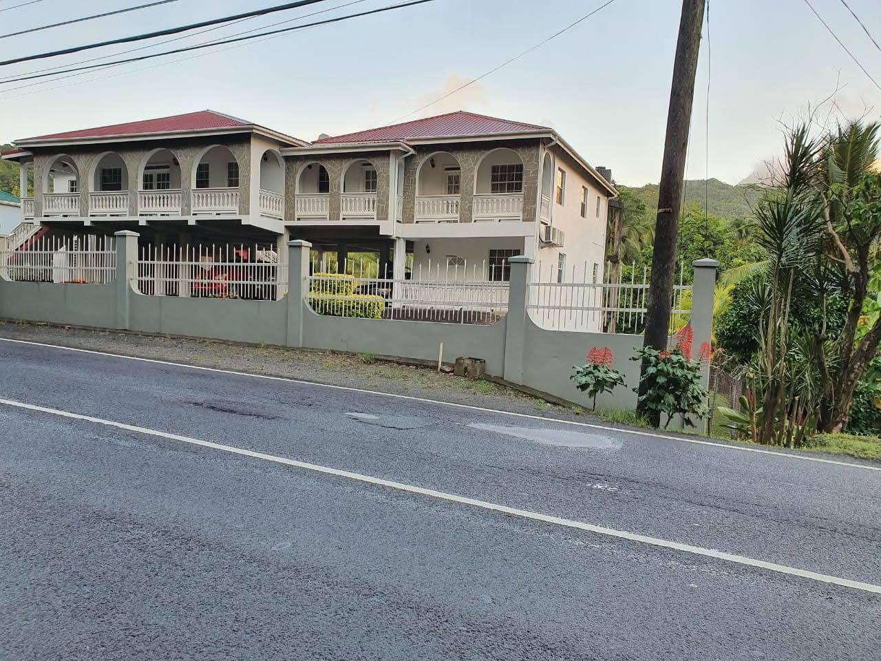 Home for sale in Bexon-Castries