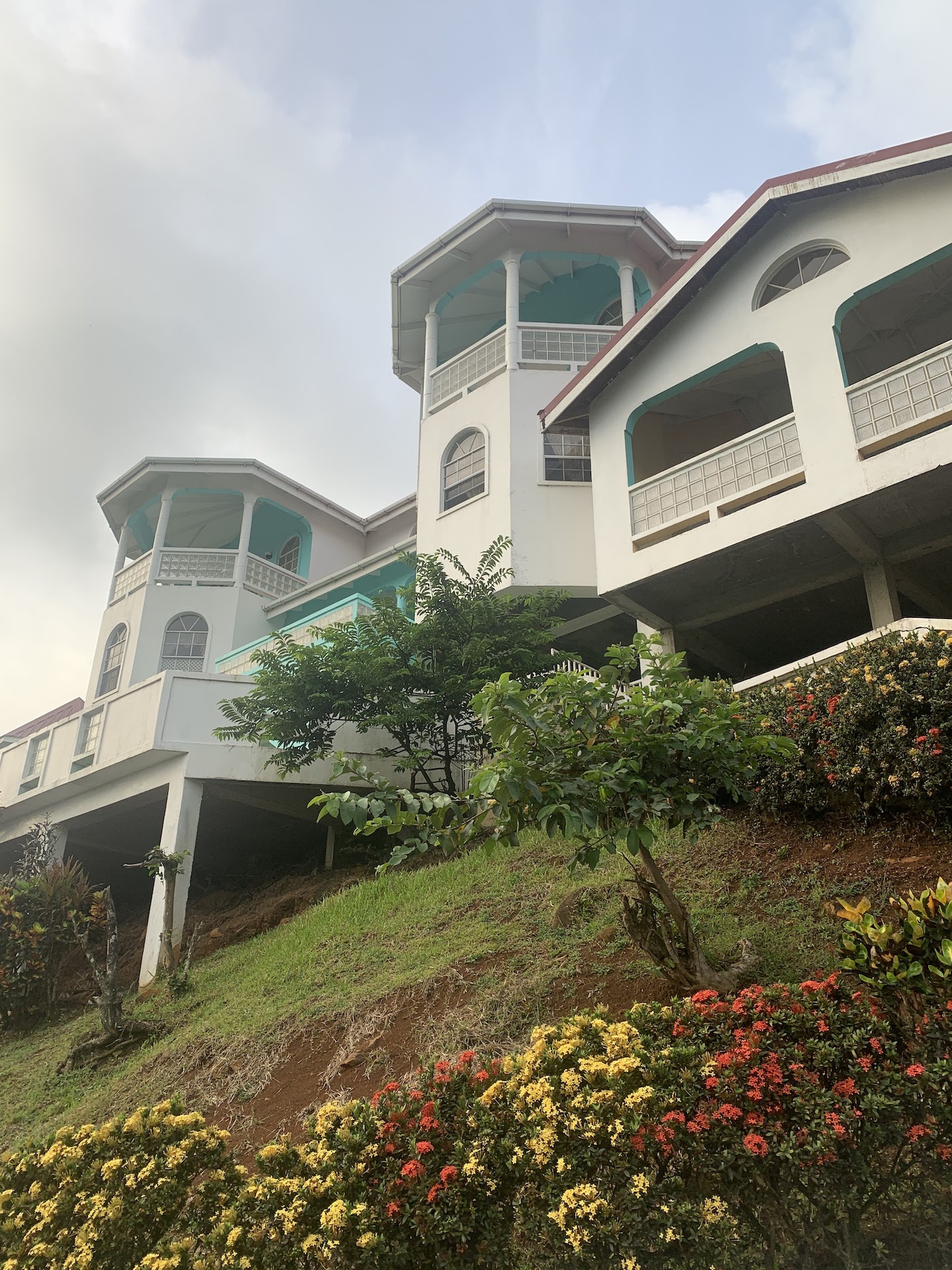 Hilltop Home for Sale in Babonneau Hilltop Home for Sale in Babonneau