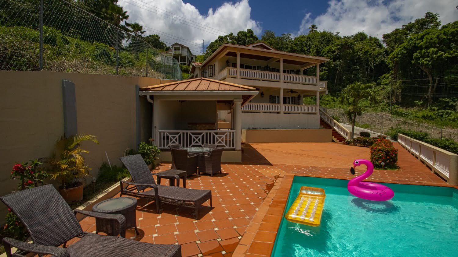Pool of Luxury Home For Sale In Marigot Bay 3