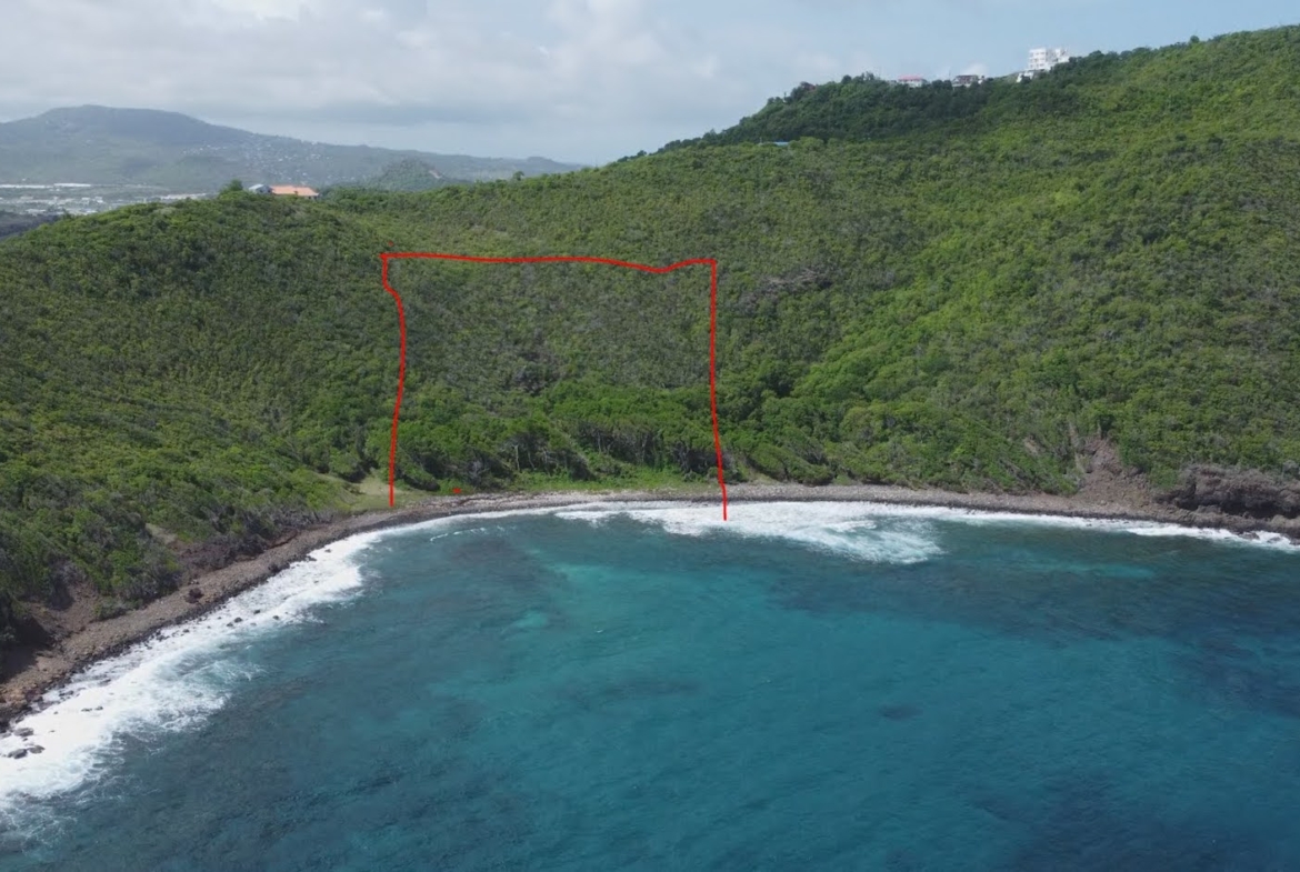 15 acres of land for sale in Vieux Fort