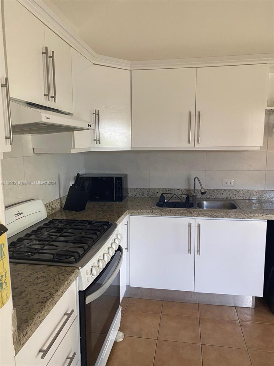 2 Bedroom Apartment For Sale in Cocotal, Dominican Republic 2