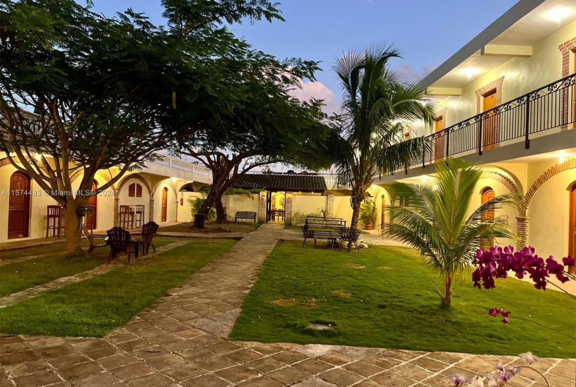 Hotel for sale in Punta Cana, Dominican Republic – photo 2