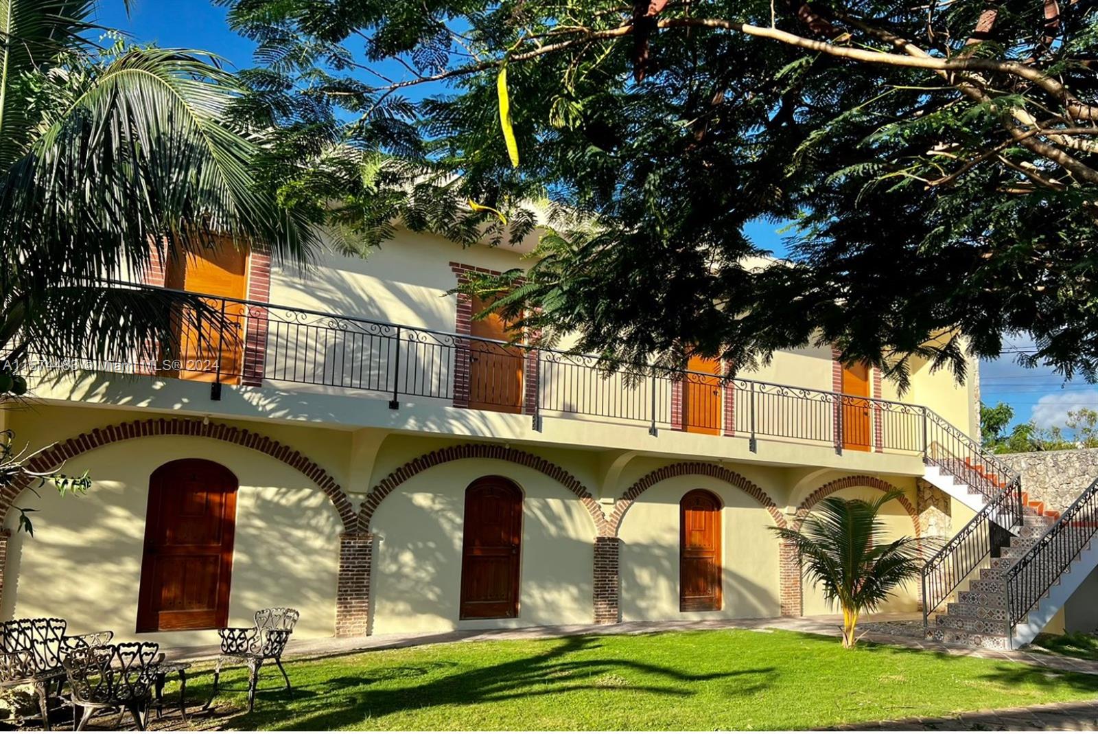 20 Room Hotel for Sale in Punta Cana 3 Hotel for sale in Punta Cana, Dominican Republic – photo 1