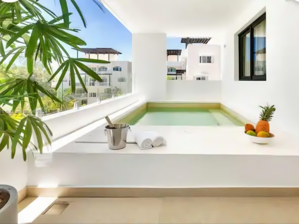 Furnished condo for sale near the ocean in Punta Cana, Dominican Republic – photo 2